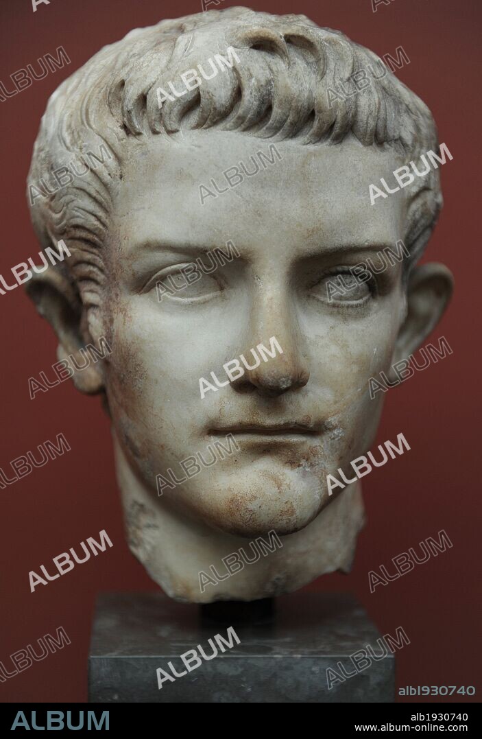 CALIGULA, Cayo Julio César (Anro,12 d. C. -Roma, 41 d. C.). Emperador romano (37 d. C-41 d. C). Segundo emperador perteneciente a la dinastía JuliaClaudia, hijo de Germánico y Vipsania Agripina. Busto. 37-41 d. C. Mármol. Museo Carlsberg Glyptotek. Copenhague. Dinamarca. Norte Europa.