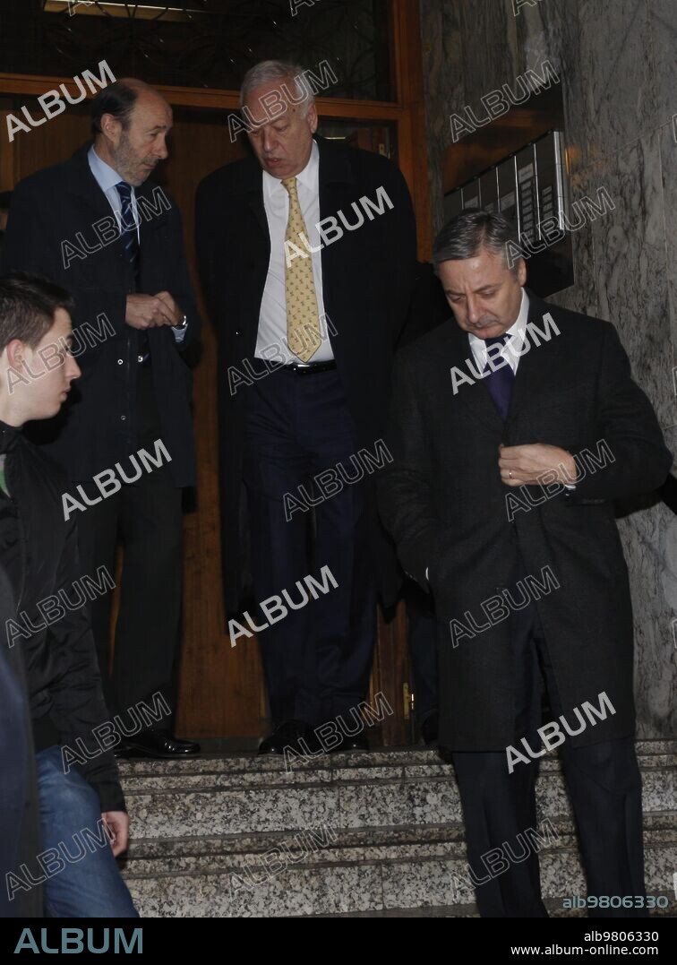 Madrid, 01/16/2012. Burning chapel of the founding president of the PP Manuel Fraga. In the image, Manuel García Margallo, along with Alfredo Pérez Rubalcaba and José Blanco. Photo: Jaime García ARCHDC.