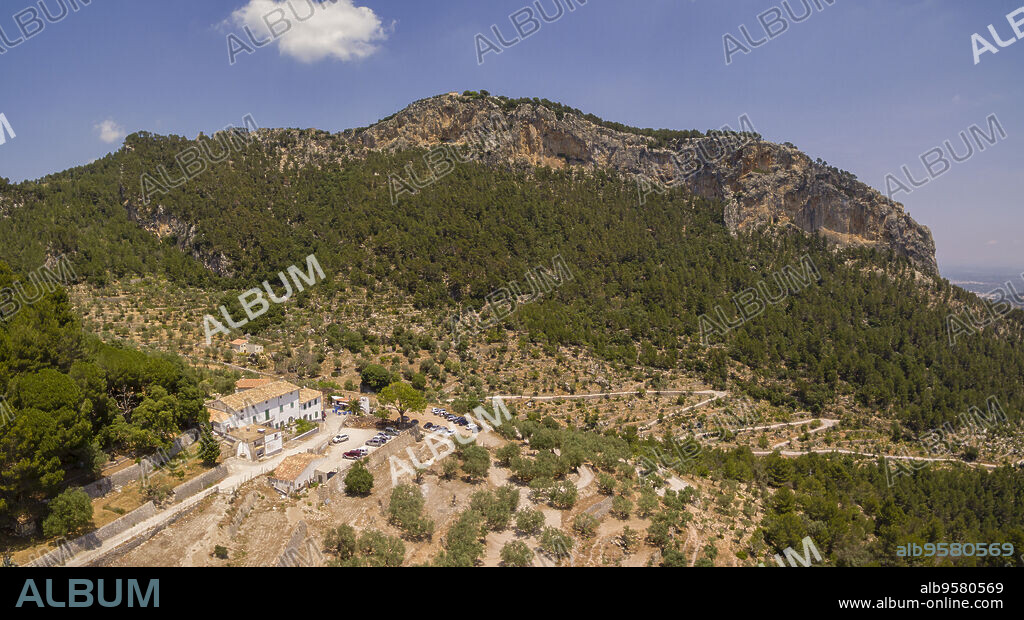 es Verger, restaurante tradicional, puig de Alaró, comarca de Raiguer, Mallorca, balearic islands, spain, europe.