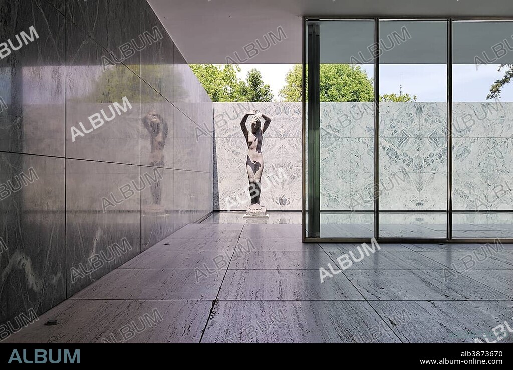 Sculpture in a water pool, Barcelona Pavilion, reconstructed German Pavilion for the 1929 Barcelona International Exposition, by architect Ludwig Mies van der Rohe, Montjuic, Barcelona, Catalonia, Spain, Europe.