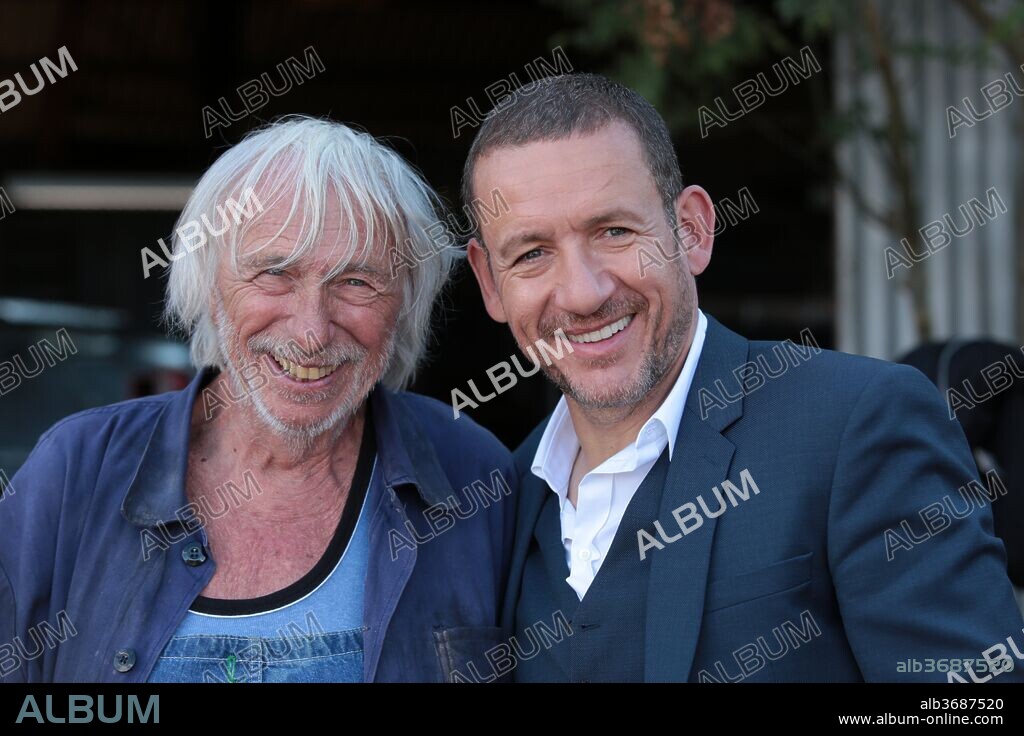 DANY BOON en MI FAMILIA DEL NORTE, 2018 (LA CH'TITE FAMILLE), dirigida por DANY BOON. Copyright Les Productions du Ch'Timi / Pathé.