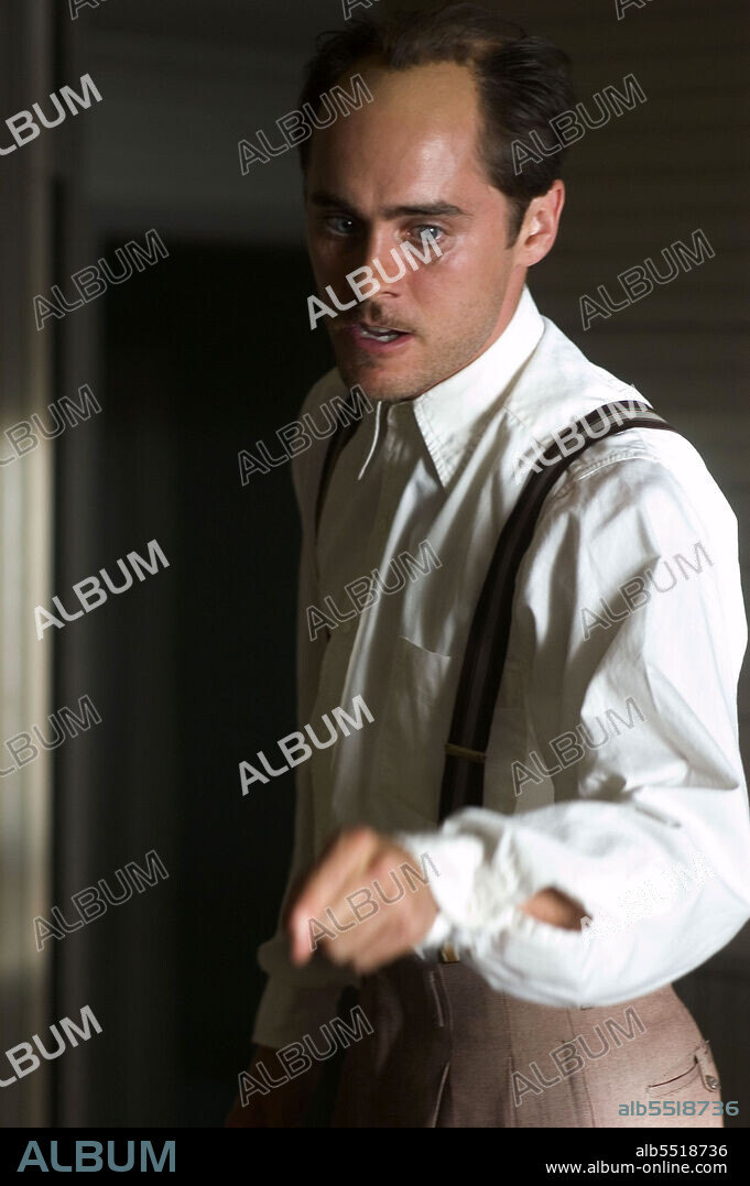 JARED LETO in LONELY HEARTS, 2006, directed by TODD ROBINSON. Copyright MILLENNIUM FILMS/EMMETT/FURLA FILMS/EQUITY PICTURES MEDIENFO.