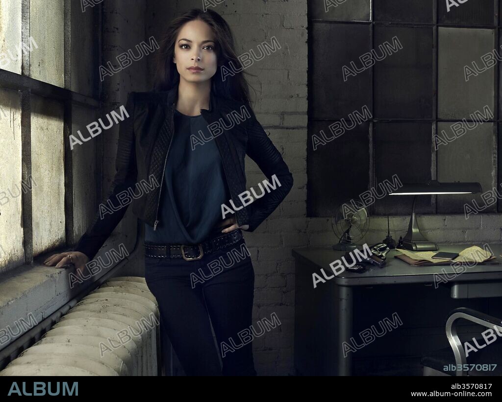 KRISTIN KREUK in BEAUTY AND THE BEAST, 2012, directed by RON KOSLOW. Copyright CBS TELEVISION.