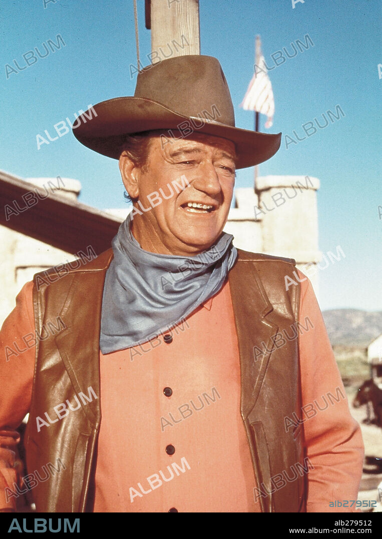 JOHN WAYNE en ATAQUE AL CARRO BLINDADO, 1967 (THE WAR WAGON), dirigida por BURT KENNEDY. Copyright UNIVERSAL PICTURES.