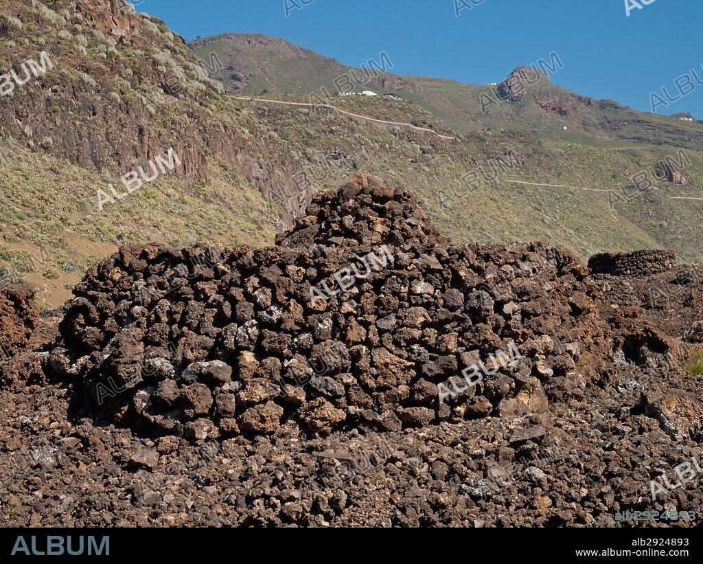 NECROPOLIS DE MAIPES, AGAETE, GRAN CANARIA.