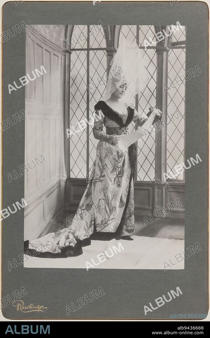 Portrait of Julia Bartet, (Jeanne-Julia Regnault, dite), (1854-1942), actress, Reutlinger, Charles, Photographer, Between 1854 and 1942, Graphic Arts, Photography, Height: 28.8 cm, Width: 19.1 cm.