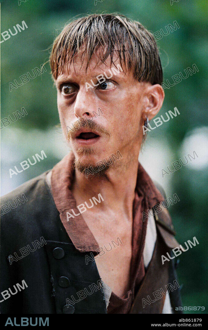 MACKENZIE CROOK dans PIRATES OF THE CARIBBEAN: DEAD MAN'S CHEST, 2006, réalisé par GORE VERBINSKI. Copyright DISNEY ENTERPRISES / MOUNTAIN, PETER.