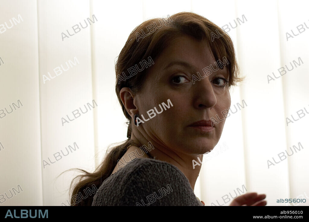 MIRJANA KARANOVIC in FRAULEIN, 2006 (DAS FRÄULEIN), directed by ANDREA STAKA. Copyright QUINTE FILM GMBH.