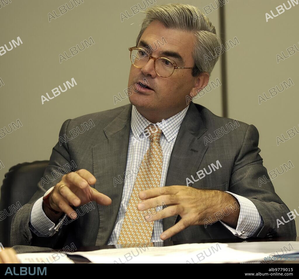 09/23/2002, Díaz Japón. Interview with Gines de Mula. Abengoa.