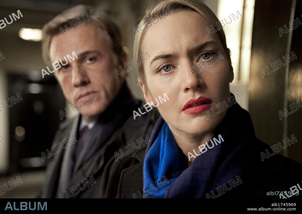 CHRISTOPH WALTZ and KATE WINSLET in CARNAGE, 2011, directed by ROMAN POLANSKI. Copyright SBS PRODUCTIONS.