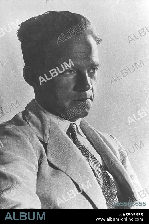 Heisenberg, Werner physicien. (prix Nobel de physique 1932) . Würzburg 5.12.1901 - Munich 1.2.1976. Portrait, vers 1940.