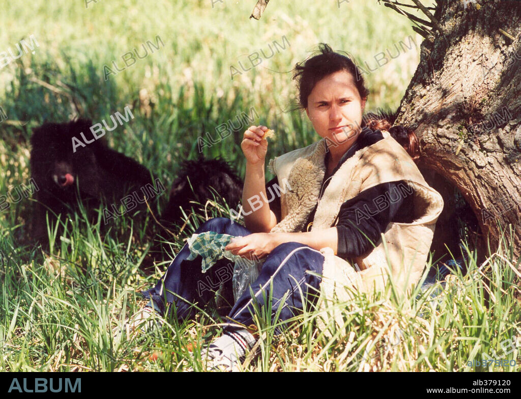 HUKKLE, 2002.