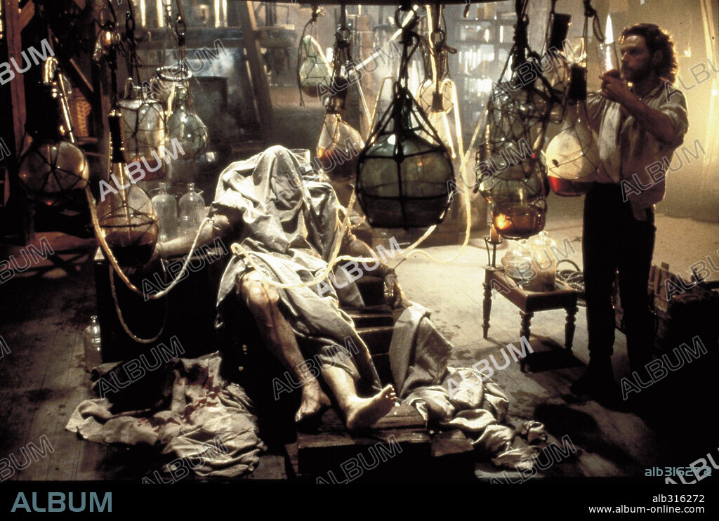 KENNETH BRANAGH en FRANKENSTEIN DE MARY SHELLEY, 1994 (FRANKENSTEIN), dirigida por KENNETH BRANAGH. Copyright TRI STAR PICTURES / APPLEBY, DAVID.