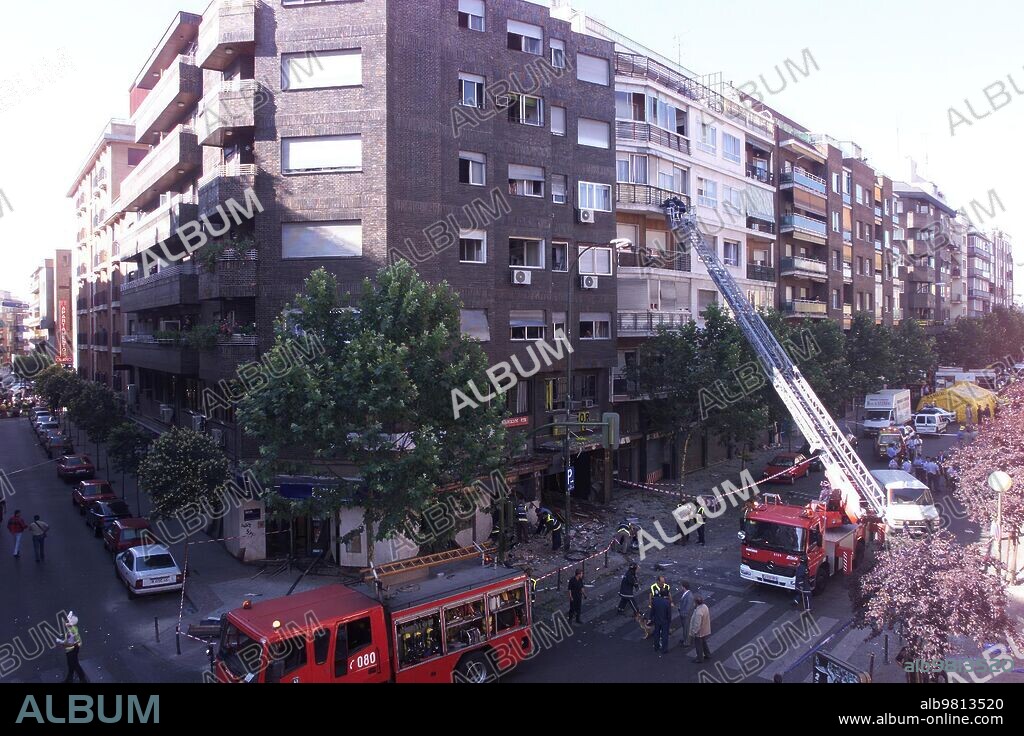 28-06-01-Madrid-atentado de la calle Lopez de Hoyos.-Foto. Chema Barroso.-Archdc.