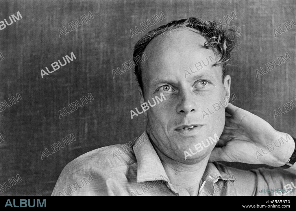 BOLLEBYGD 1968-09.. Dan Waern, löpare, fd. medeldistansstjärna.. Foto: Bo-Aje Mellin / RiR / SVT / Kod: 5600. Reportage publ. i RiR 42/68 sid. 24-25, 56.. RiR 19170 sv/v neg.