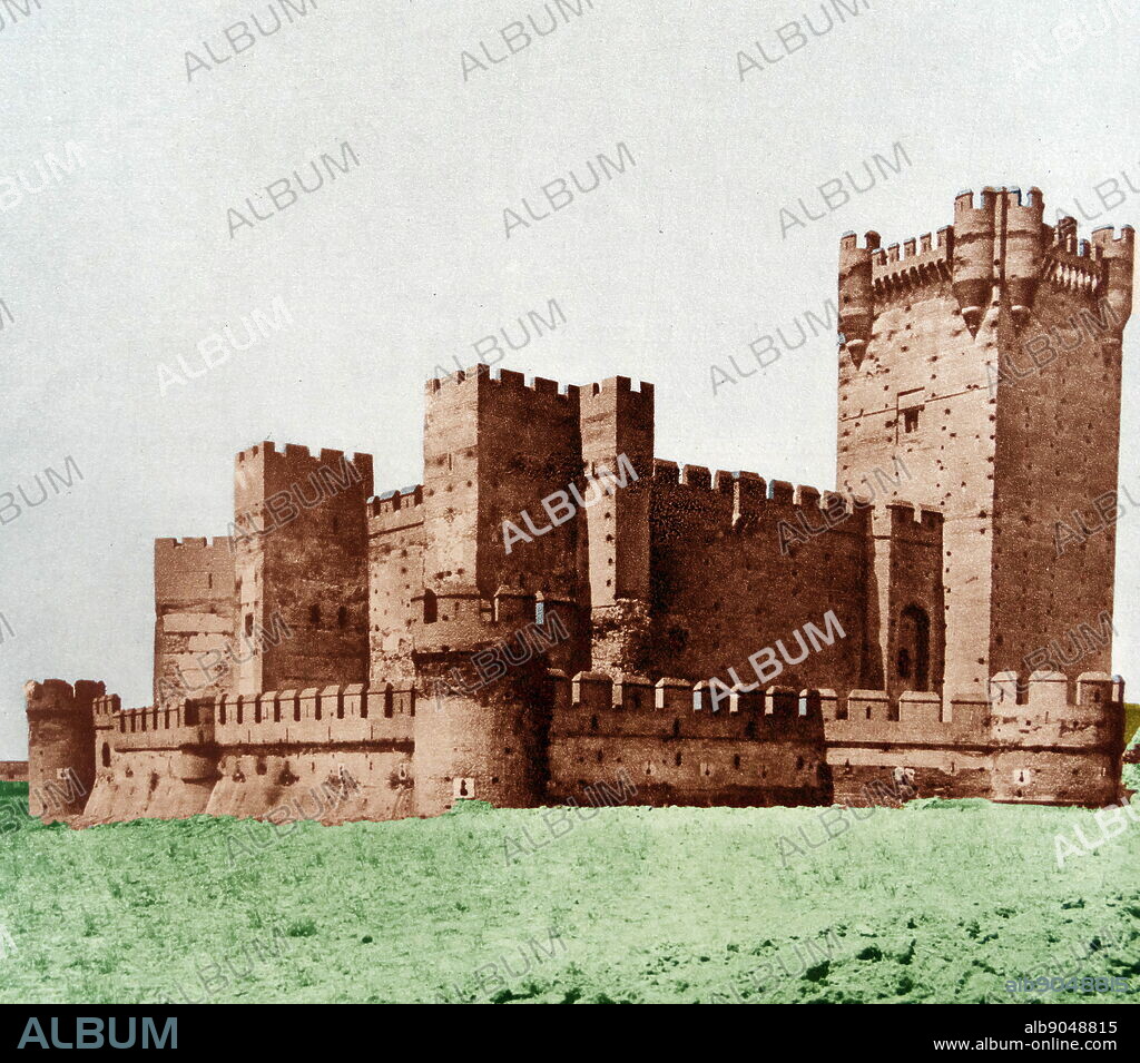 1930 photograph of the Castle of the La Mota or Castillo de La Mota. reconstructed medieval fortress; located in the town of Medina del Campo; province of Valladolid; Spain.