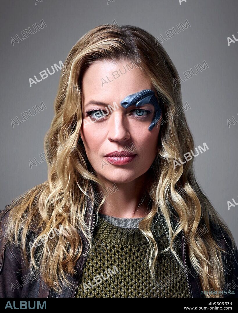 JERI RYAN en STAR TREK: PICARD, 2020, dirigida por AKIVA GOLDSMAN, DOUGLAS AARNIOKOSKI y JONATHAN FRAKES. Copyright CBS TELEVISION.