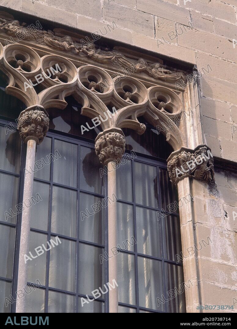 ARNAU BARGUES (?-1413). VENTANA DEL PALACIO DEL REY MARTIN EL HUMANO CONSTRUIDO EN ESTILO GOTICO HACIA 1400.
