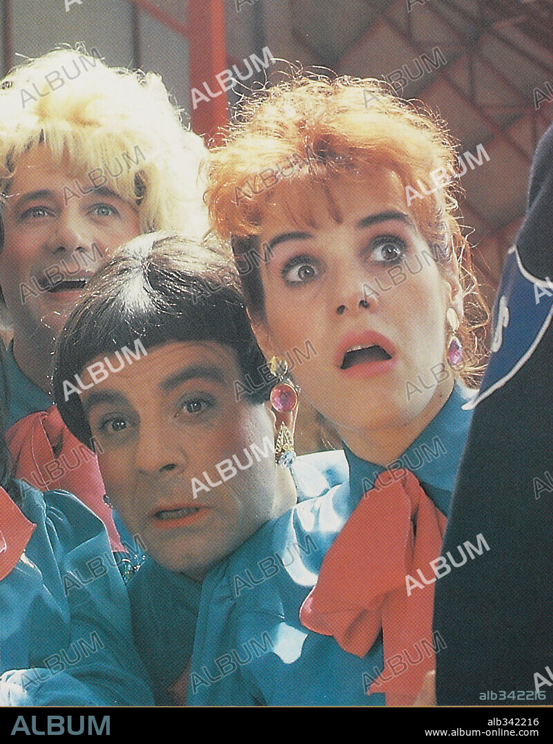 ANABEL ALONSO en EL ROBOBO DE LA JOJOYA, 1991, dirigida por ALVARO SAENZ DE HEREDIA.