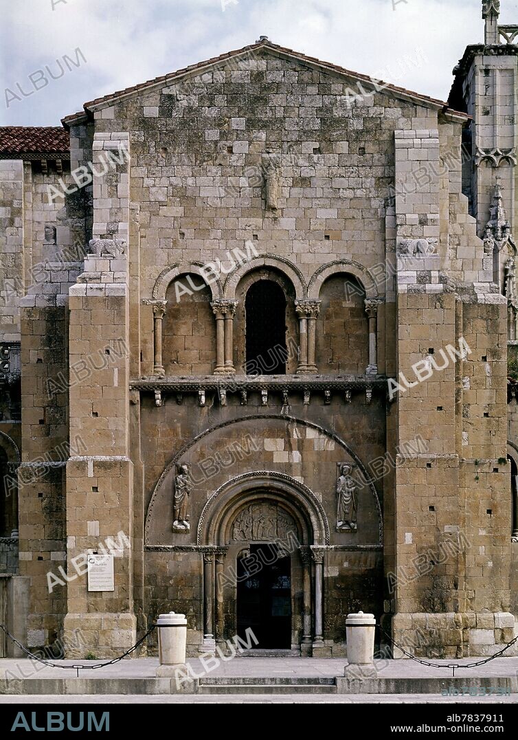 PORTADA DEL PERDON - SIGLO XI/XII - ROMANICO ESPAÑOL.