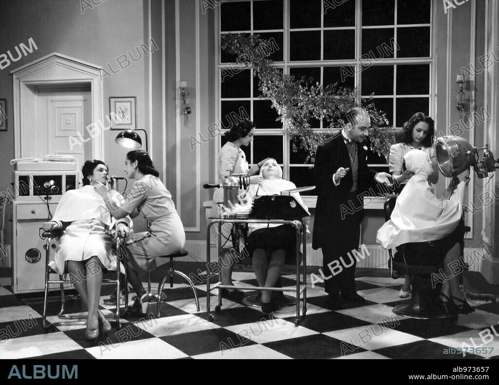 NI TUYO NI MIO, 1944, directed by GONZALO DELGRAS.