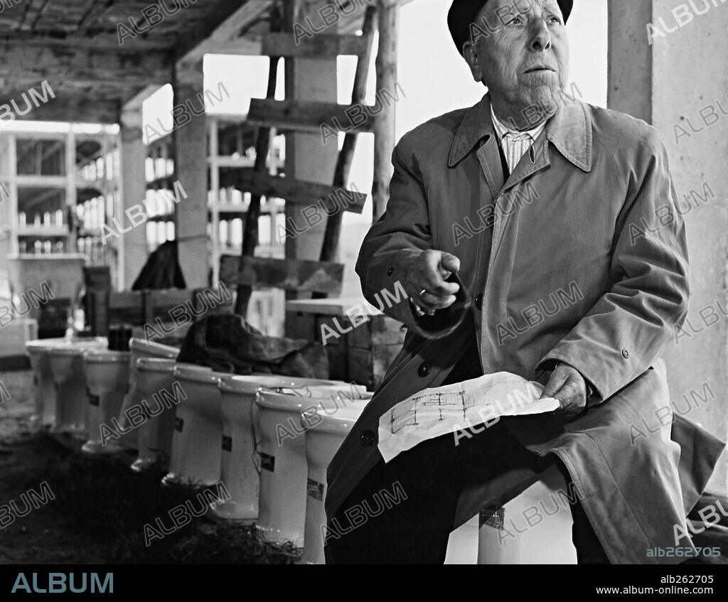 JOSE ISBERT in NOT ON YOUR LIFE, 1963 (EL VERDUGO), directed by LUIS GARCIA BERLANGA. Copyright INTER LAGAR.