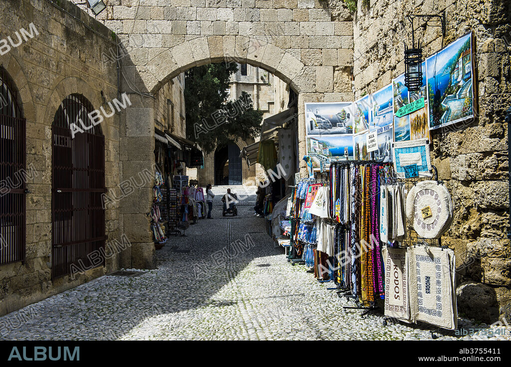 The Medieval Old Town. UNESCO World Heritage Site, City of Rhodes, Rhodes, Dodecanese Islands, Greek Islands, Greece, Europe.