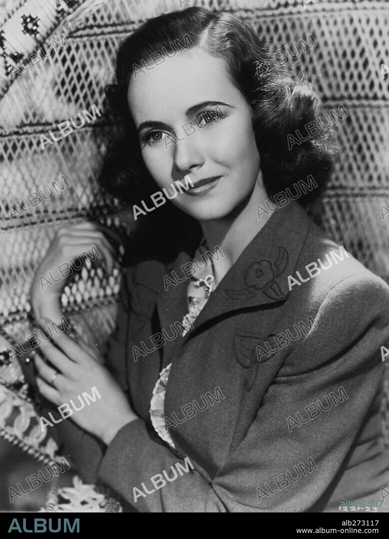 TERESA WRIGHT.