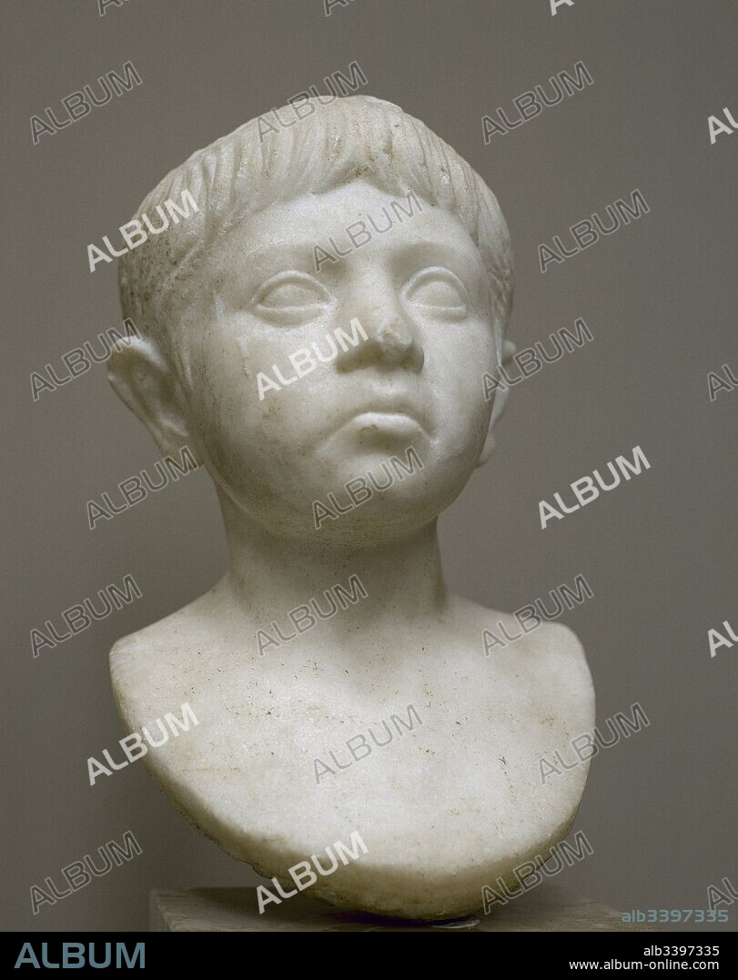 Retrato infantil funerario. 41-68. Mármol. Museo Nacional de Arte Romano. Mérida. Provincia de Badajoz. Extremadura. España.