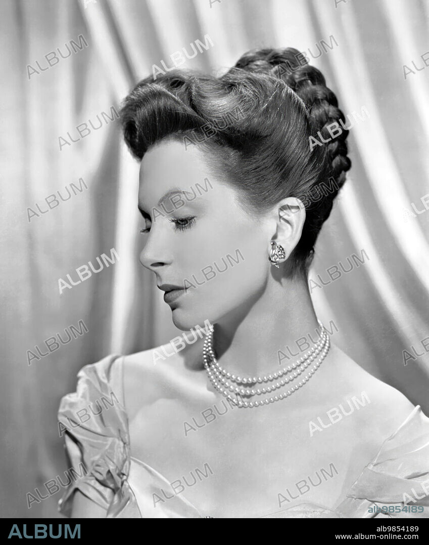 DEBORAH KERR en NARCISO NEGRO, 1947 (BLACK NARCISSUS), dirigida por EMERIC PRESSBURGER. Copyright THE ARCHERS.