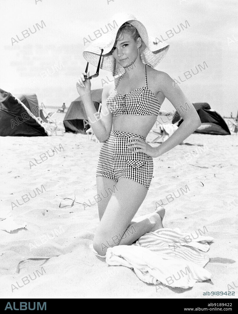 YVETTE MIMIEUX in WHERE THE BOYS ARE, 1960, directed by HENRY LEVIN. Copyright M.G.M.