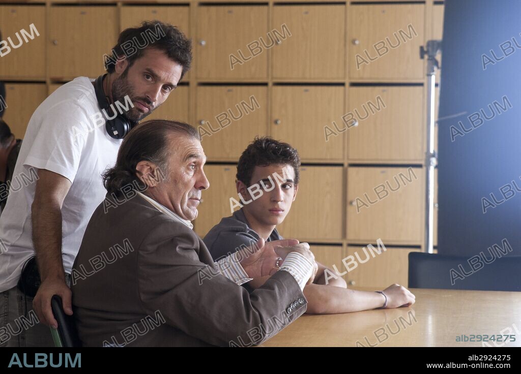 DANIEL GUZMAN y MIGUEL HERRAN en A CAMBIO DE NADA, 2015, dirigida por DANIEL GUZMAN. Copyright EL NIÑO PRODUCCIONES/LA COMPETENCIA/LA MIRADA OBLICUA/TELEFO.