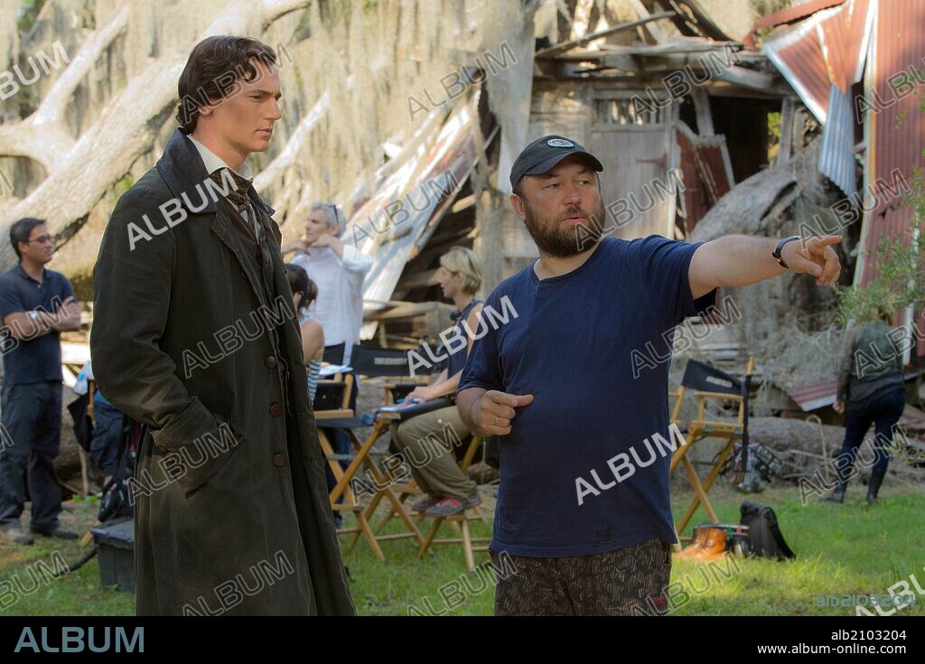 BENJAMIN WALKER y TIMUR BEKMAMBETOV en ABRAHAM LINCOLN: CAZADOR DE VAMPIROS, 2012 (ABRAHAM LINCOLN: VAMPIRE HUNTER), dirigida por TIMUR BEKMAMBETOV. Copyright ABRAHAM PRODUCTIONS/BAZELEVS PRODUCTION/TIM BURTON PRODUCTIO / VAUGHAN, STEPHEN.