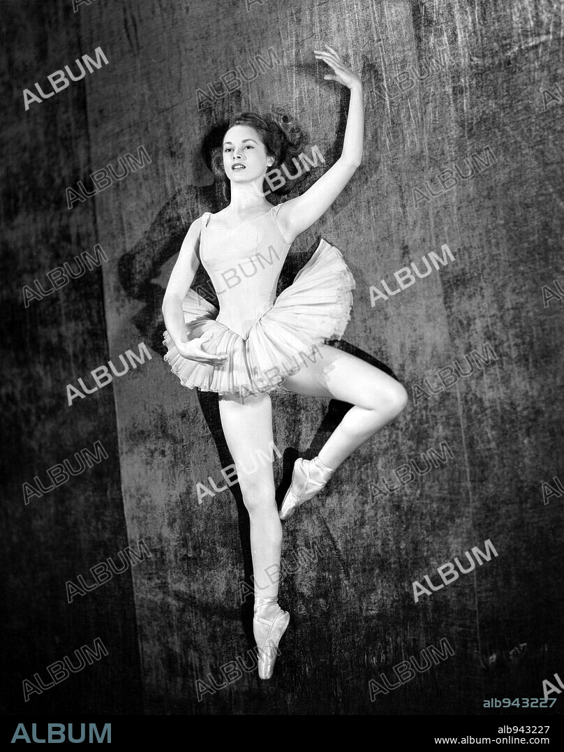 JANET LEIGH in THE RED DANUBE, 1949, directed by GEORGE SIDNEY. Copyright M.G.M.