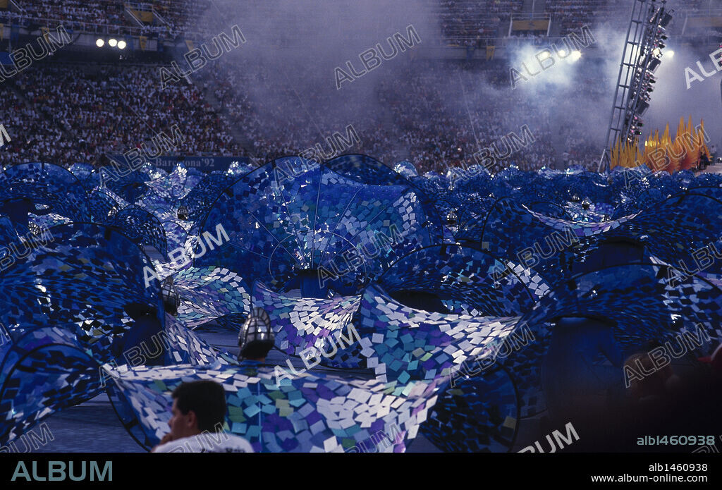 CEREMONIA DE INAUGURACION DE LOS JUEGOS OLIMPICOS DE BARCELONA'92 (23 de julio de 1992). Puesta en escena del "MEDITERRANEO". Estadio Olímpico de Montjuïc. Barcelona. Cataluña. España.