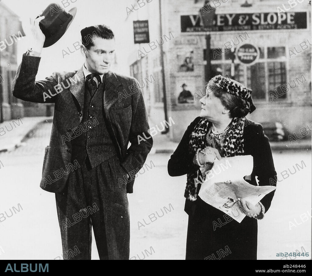 LAURENCE OLIVIER in THE DEMI-PARADISE, 1943, directed by ANTHONY ASQUITH. Copyright TWO CITIES/GENERAL FILM DISTRIBUTORS.