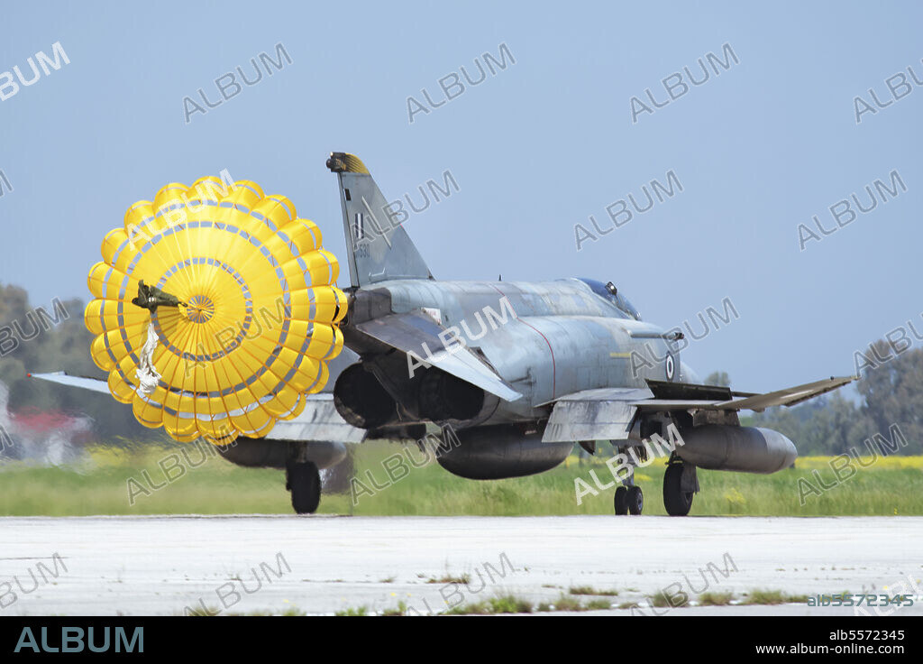 Hellenic Air Force F-4E Phantom II landing with parachute Hellenic Air Force F-4E Phantom II landing with parachute