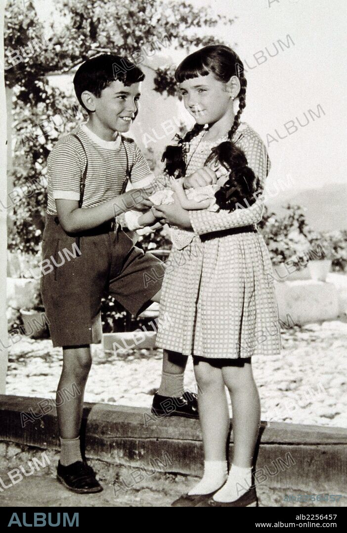 PELICULA : LA SAETA DEL RUISEÑOR , 1957. DIRECTOR , ANTONIO DEL AMO. ACTORES , JOSELITO. JOSELITO. JOSE JIMENEZ FERNANDEZ. ACTOR Y CANTANTE ESPAÑOL. JAEN 1947 -.