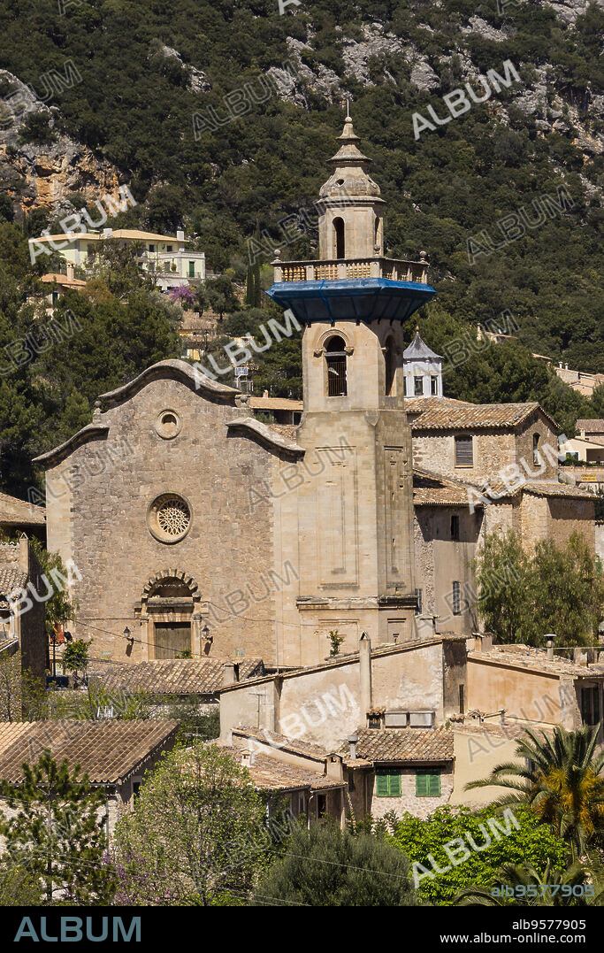 iglesia de Santa María de Valldemossa, actual iglesia de Sant Bartomeu, siglo XIII, Valldemossa,. Mallorca, balearic islands, spain, europe.