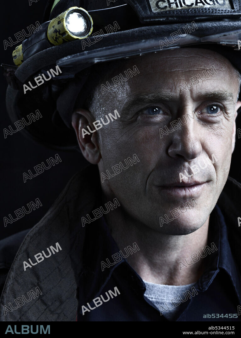 DAVID EIGENBERG in CHICAGO FIRE, 2012, directed by MICHAEL BRANDT, SANFORD BOOKSTAVER and STEVE SHILL. Copyright Wolf Films / Universal Pictures Television.
