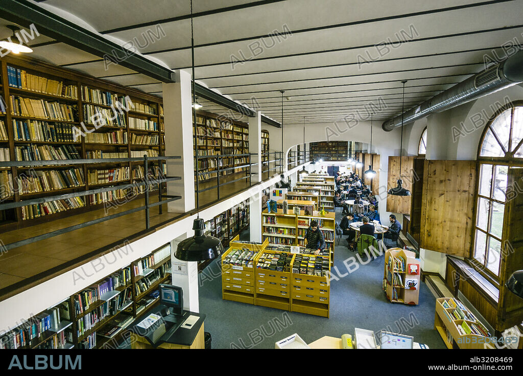 Artisanal Culture Library, La Misericòrdia Cultural Center, Palma de Mallorca, Mallorca, Balearic islands, Spain.