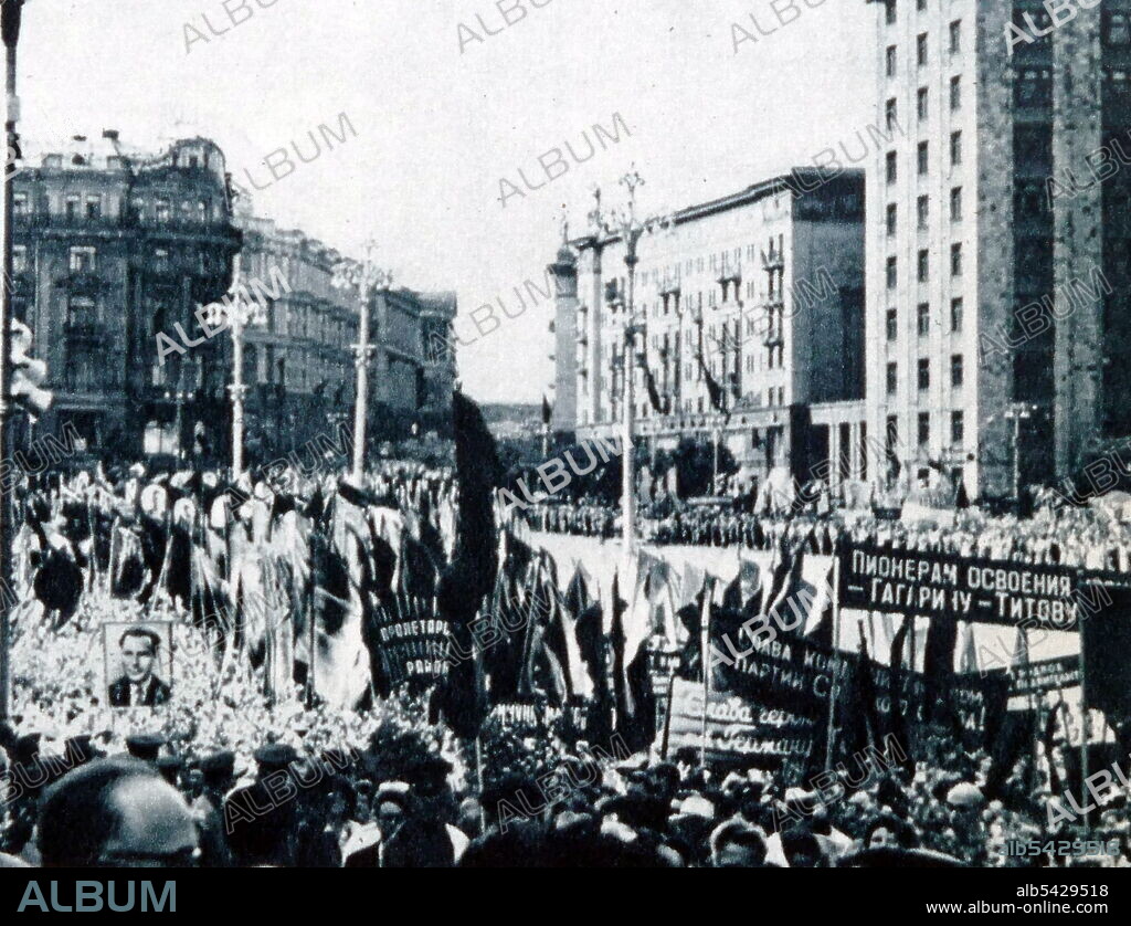 A crowd in Moscow celebrates the safe return of Soviet cosmonaut Yuri Alekseevich Gagarin (1934-1968). On April 12, 1961, Yuri Gagarin became the first person in world history to fly into open space. The Vostok launch vehicle with the Vostok-1 spacecraft carrying Gagarin was launched from the Baikonur cosmodrome located in the Kyzyl-Orda region of Kazakhstan.