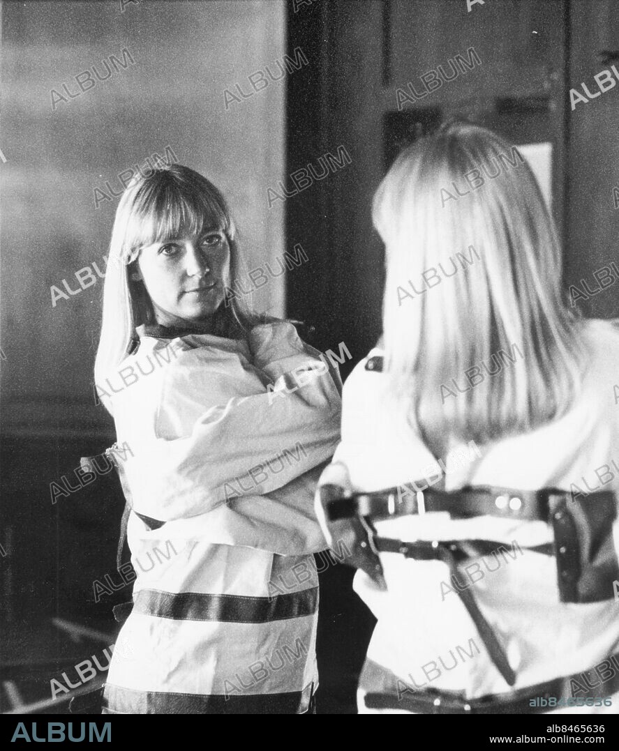 GÖTEBORG 1993-02-26.. Maria Wallin - fakir. *** Local Caption *** GP Foto: Johan Davéus / Kamerareportage / TT / Kod: 2524.