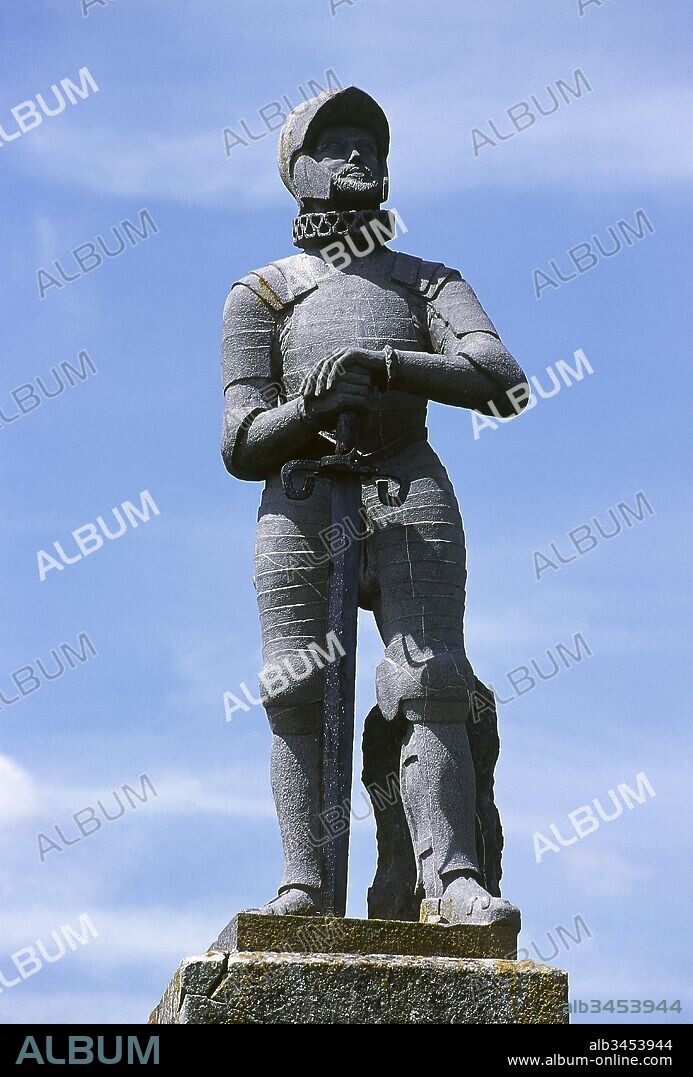 Philip II of Spain (Valladolid, 1527-El Escorial, 1598). King of Spain (1556-1598) and Portugal (1580-1598) as Philip I. Statue of king Philip II, who built the citadel or Castle of St. Peter. The artwork was sculpted by Ramon Casadevall in 1970, one of the soldiers who at that time were destinated in the fortificacion during his military service. Jaca, province of Huesca, Aragon, Spain.