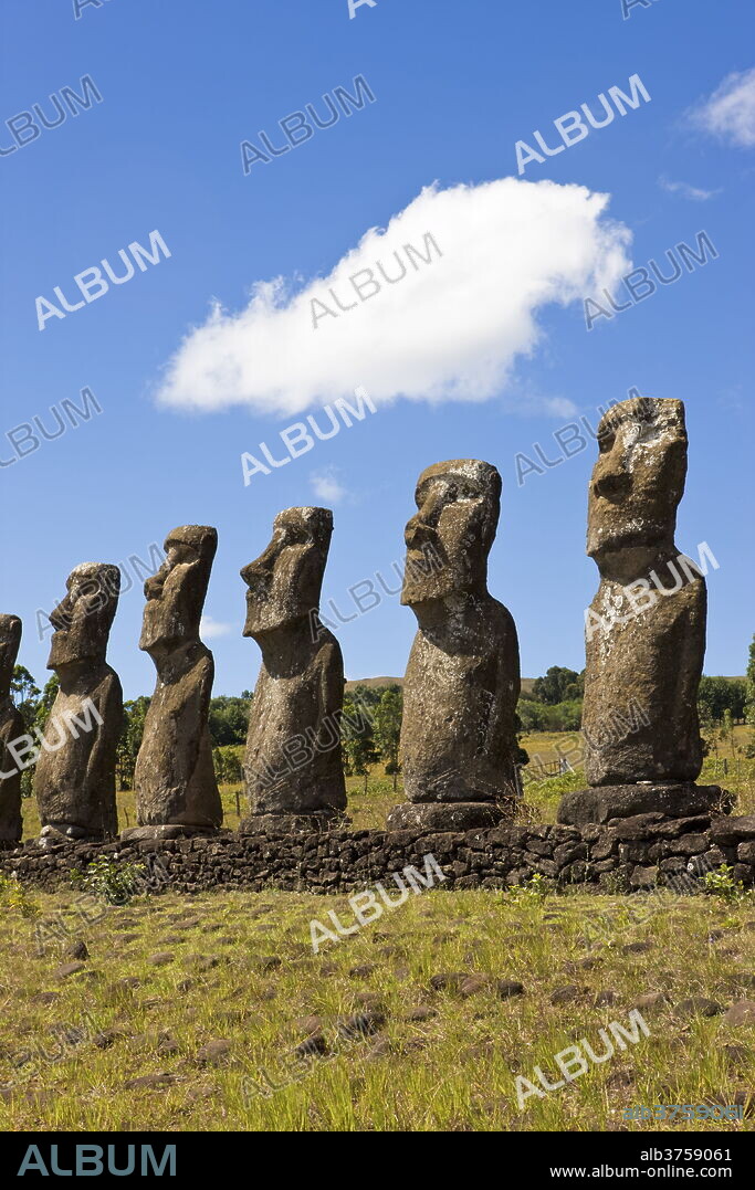 Ahu Tongariki, the largest ahu on the Island, Tongariki is a row of 15 giant stone Moai statues, Rapa Nui (Easter Island), UNESCO World Heritage Site, Chile, South America.