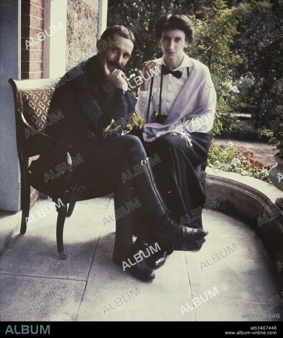 French couple, 1908;  photographed in Autochrome Lumière, an early colour photography process. Patented in 1903 by the Lumière brothers in France and first marketed in 1907, it was the principal colour photography process in use before the advent of subtractive colour film in the mid-1930s.