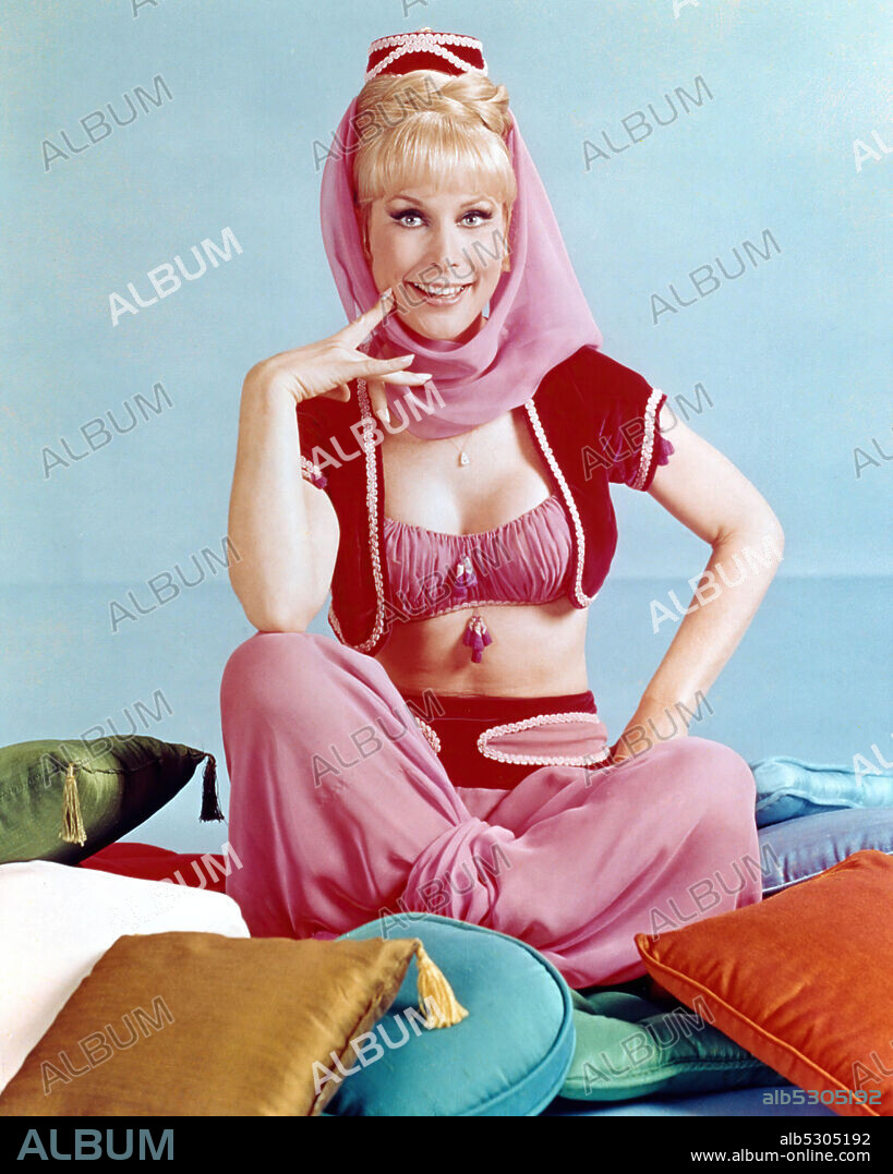 BARBARA EDEN en MI BELLA GENIO, 1965 (I DREAM OF JEANNIE), dirigida por CLAUDIO GUZMAN y HAL COOPER. Copyright SCREEN GEMS.