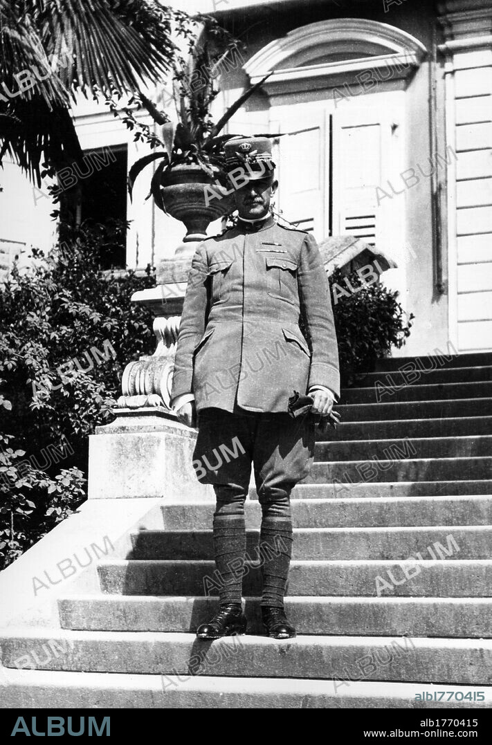 Prince Emanuele Filiberto Duke of Aosta at Peteani Villa. Prince Emanuele Filiberto Duke of Aosta on the stairs of Peteani Villa. Cervignano del Friuli, 1915.