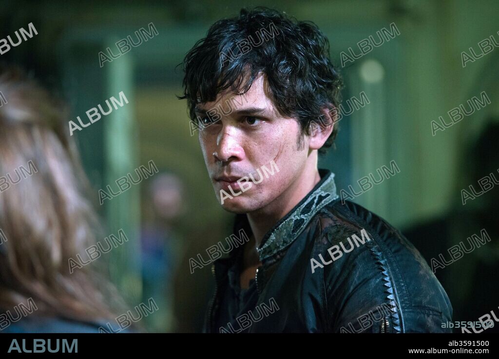 BOB MORLEY dans THE 100, 2014, réalisé par JASON ROTHENBERG. Copyright BONANZA PRODUCTIONS.