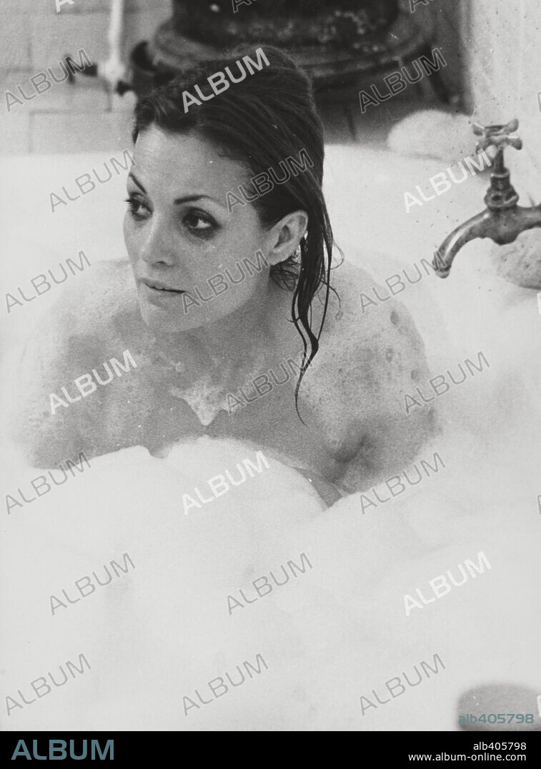 CARMEN SEVILLA en EL TECHO DE CRISTAL, 1971, dirigida por ELOY DE LA IGLESIA.